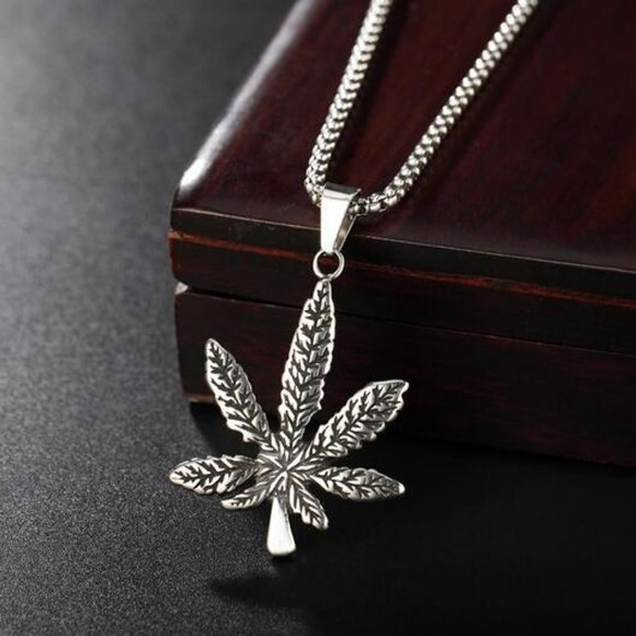 Other - Maple stainless steel leaf necklace for Men, BL55590003